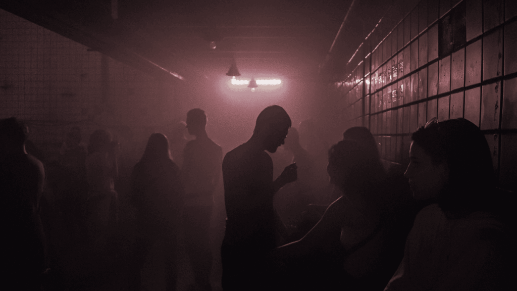 Explora fiestas de musica techno en España